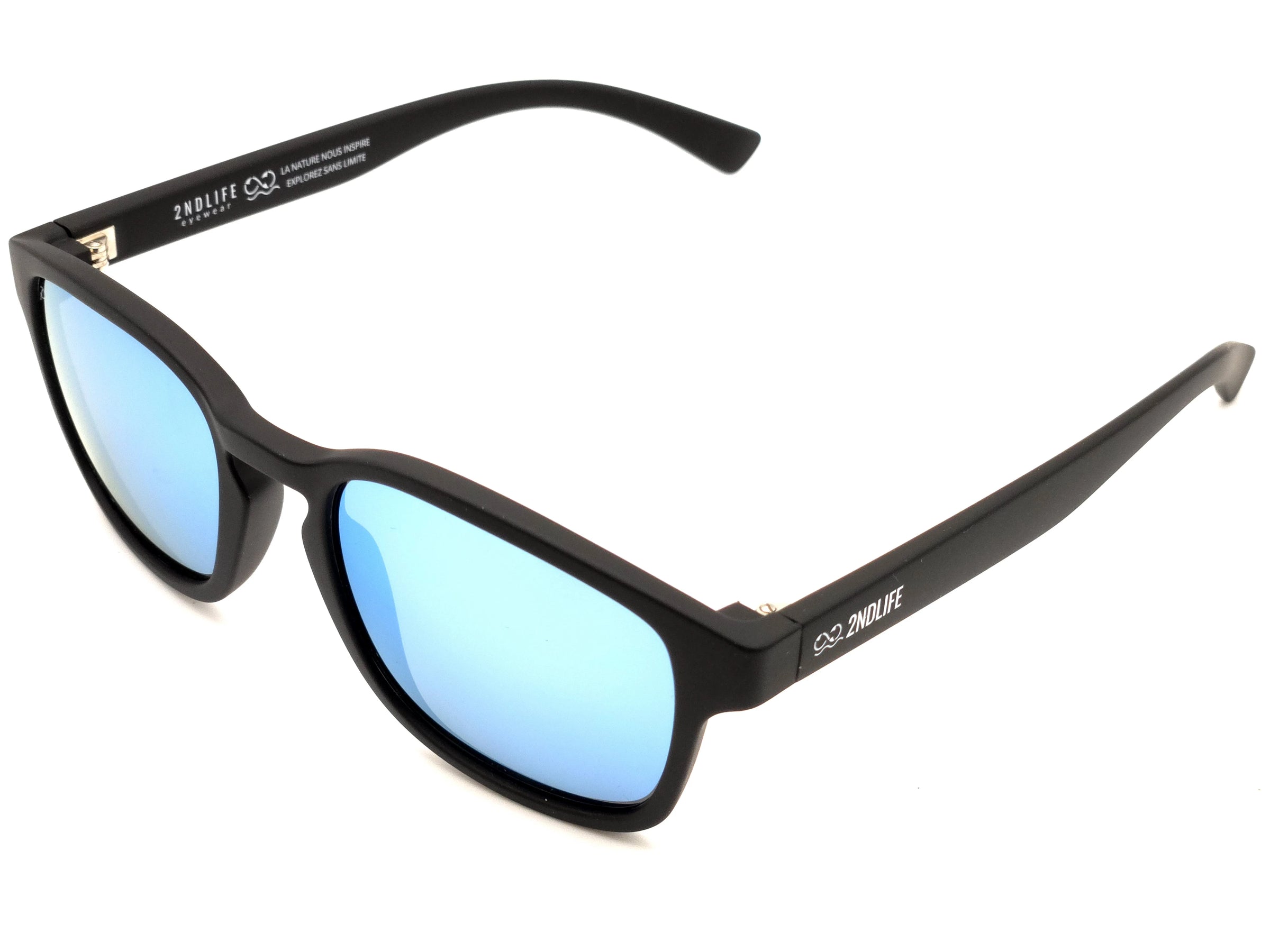 Lunettes de soleil Estran Iceberg de 2NDLIFE, vue de profil, avec verres polarisés miroir couleur bleu