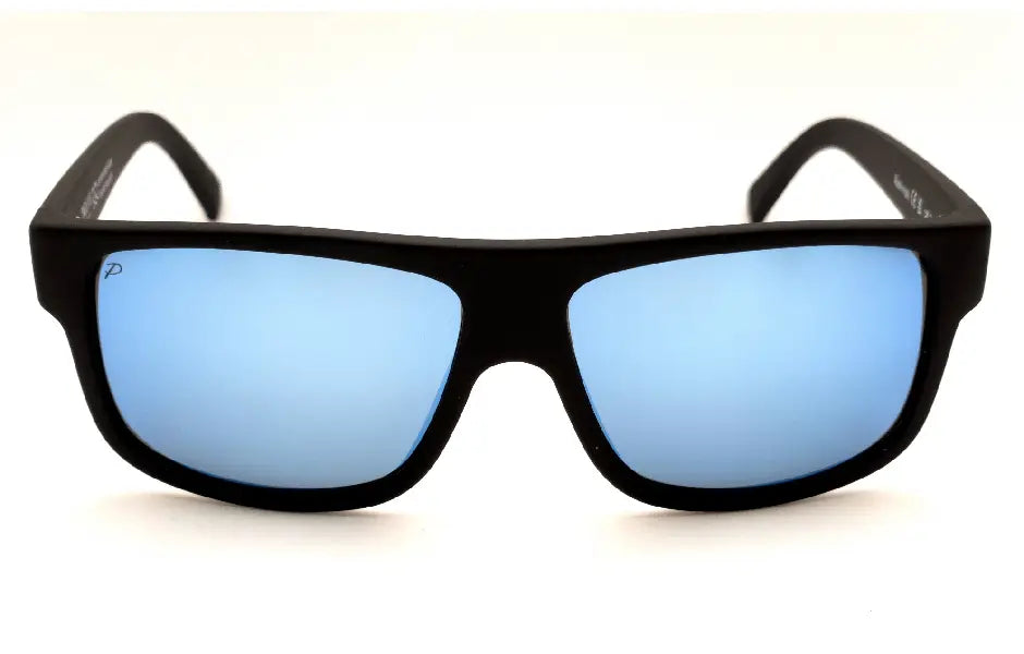 Lunettes de soleil Belharra Iceberg de 2NDLIFE, vue de face, avec verres polarisés miroir couleur bleu