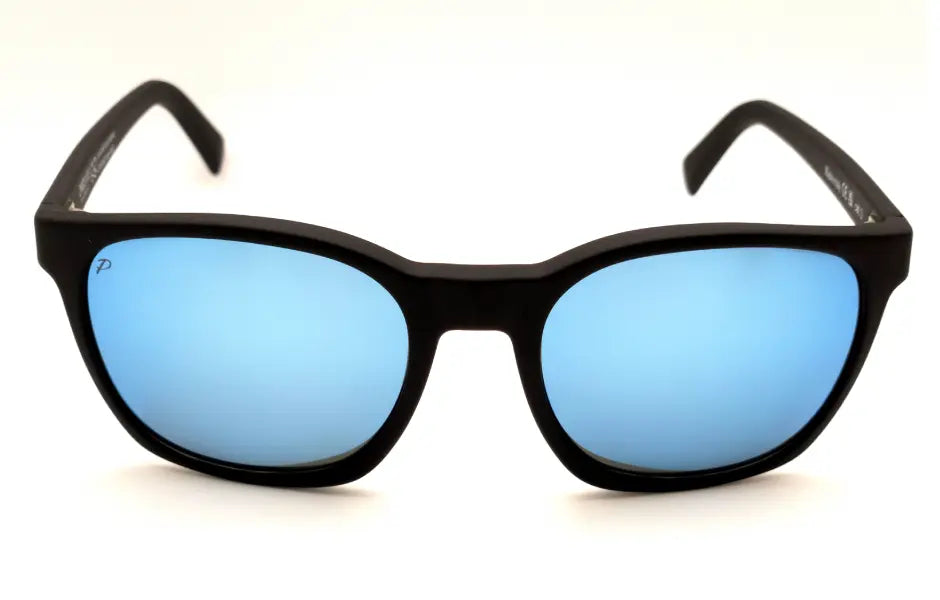 Lunettes de soleil Zéphyr Iceberg de 2NDLIFE, vue de face, avec verres polarisés miroir bleu